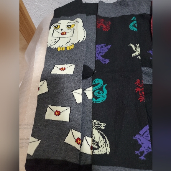 NWOT Harry Potter Socks and Erasers - Picture 3 of 6
